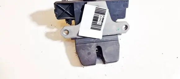 Jaguar X-Type Tailgate/trunk/boot lock/catch/latch