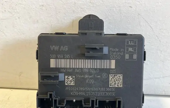Audi Q2 - Door control unit/module 8W1959595D