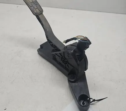 Jaguar XE Accelerator throttle pedal