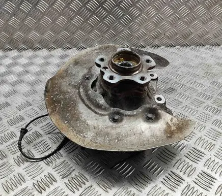 BMW 3 G20 G21 Rear wheel hub 6869788 6898479