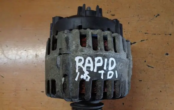 Skoda Rapid (NH) Generator/alternator 03L903023F