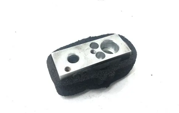 Air conditioning (A/C) expansion valve