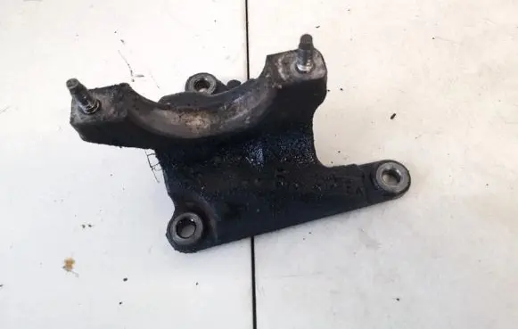Ford Galaxy Engine mounting bracket av613k305ea av61-3k305-ea