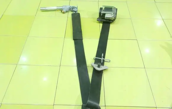 Citroen C3 Front seatbelt NAPINACZEM BEZPIECZENSTWA