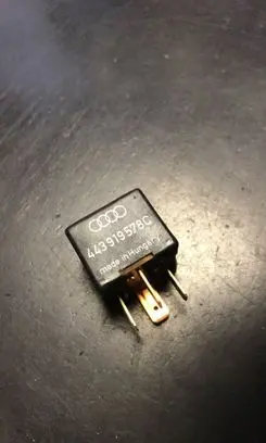 Audi A4 S4 B5 8D Other relay 443919578C