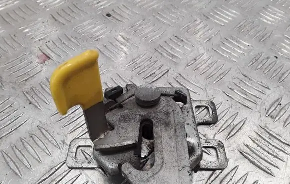 Fiat Bravo Engine bonnet/hood lock/catch 28109