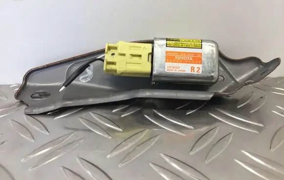 Lexus GS 300 350 430 450H Airbag deployment crash/impact sensor 8983330020 1879001771