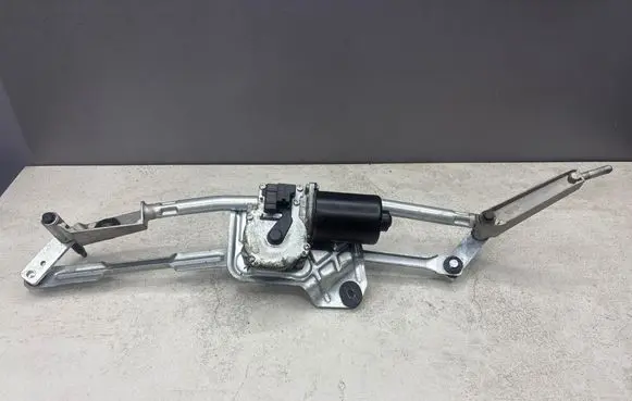 Front wiper linkage and motor
