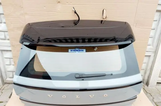 Tailgate/trunk/boot lid