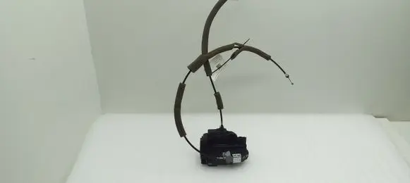 Nissan Pulsar Front door lock