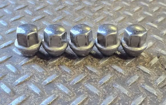 Dodge Challenger Nuts/bolts 