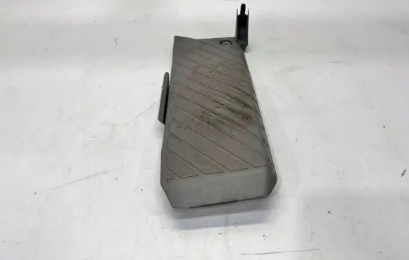 Audi A3 S3 8P Other center console (tunnel) element 8P1864777SZARYOK