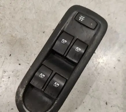 Renault Scenic II - Grand scenic II Electric window control switch 156018070