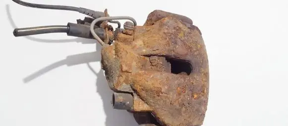 Volkswagen PASSAT B5 Front brake caliper