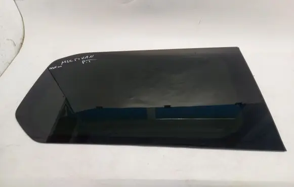 Volkswagen Multivan T7 Rear side window