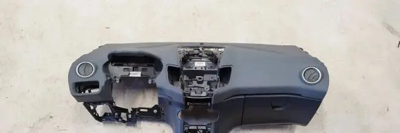 Ford Fiesta Dashboard 8a61a04325a 1004120