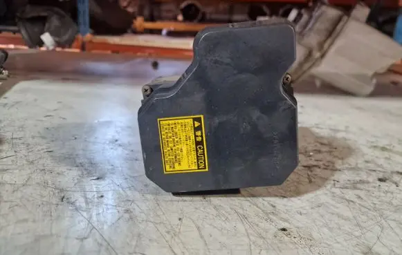 Toyota RAV 4 (XA30) ABS Pump 4464042100