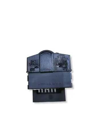 Audi A3 S3 8L Headlight level height control switch 8L0919094B 04052207