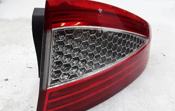 Ford Mondeo MK IV Rear/tail lights 7S71-13404-A