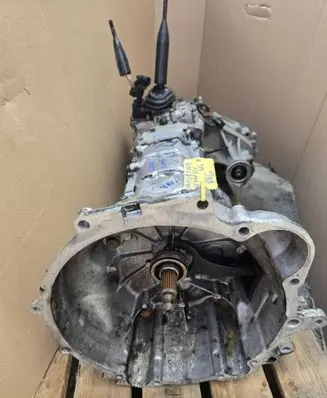Mitsubishi L200 Manual 5 speed gearbox ME505575