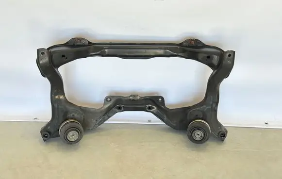Mercedes-Benz SLK R172 Front subframe A1716220004 3138