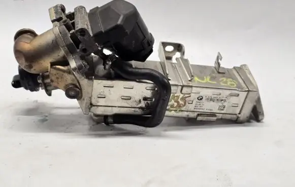 BMW 5 F10 F11 EGR valve cooler 8476993