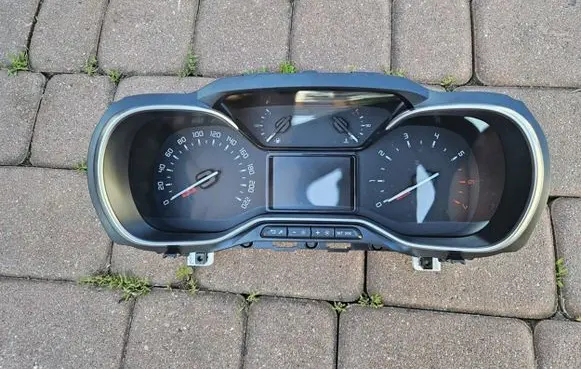 Citroen Berlingo Speedometer (instrument cluster) 9849348280