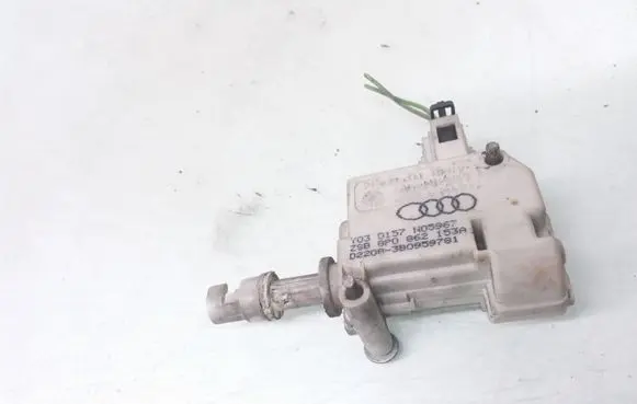 Fuel tank cap lock motor