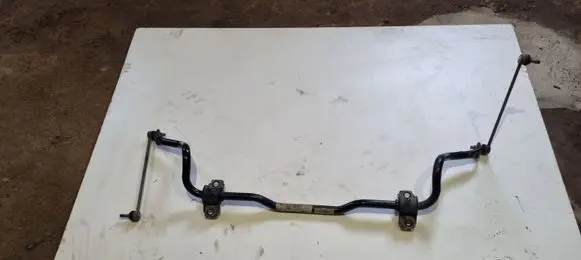 Ford Focus Front anti-roll bar/sway bar AV615482DB