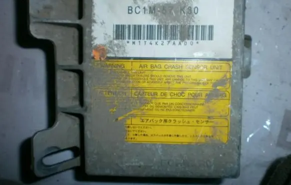 Mazda 323 F Airbag control unit/module BC1M57K30 12192601