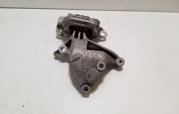 Nissan Qashqai J12 Engine mount bracket 112326UB0A