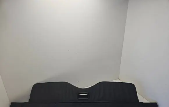 Ford Mondeo Mk III Tailgate trim 