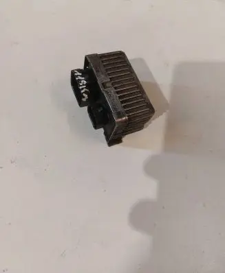 Opel Insignia A Glow plug pre-heat relay 55574293