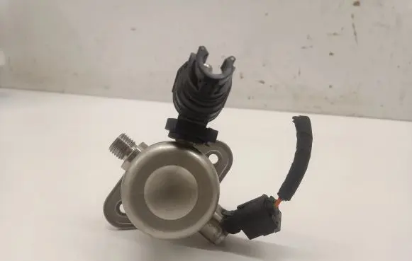 Hyundai Bayon Fuel injection high pressure pump 3532607250