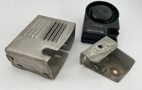 Audi TT TTS Mk2 Alarm system siren 1K0951605C 8J0951287
