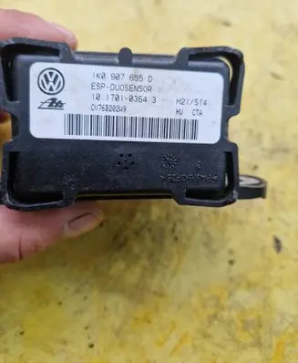 Volkswagen Touran I ESP acceleration yaw rate sensor 1K0907655D CV76D08Y33 10170103643