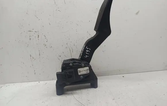 Opel Astra H Accelerator throttle pedal 9202341 6PV00811400