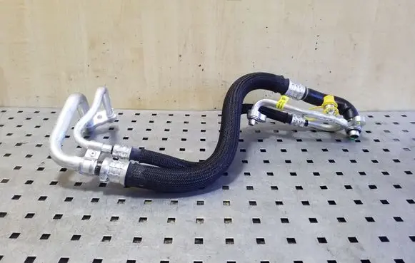 Tesla Model 3 Air conditioning (A/C) pipe/hose 162591000C