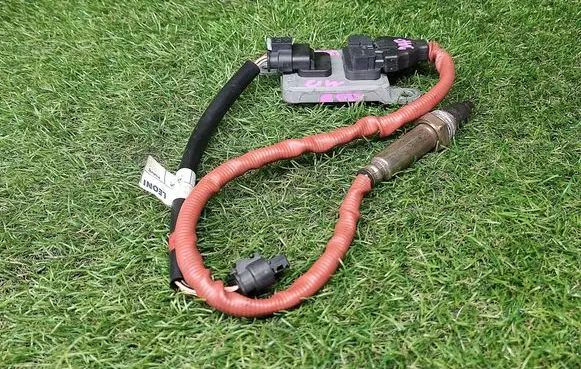 Mercedes-Benz E W212 Lambda probe sensor A0009056104