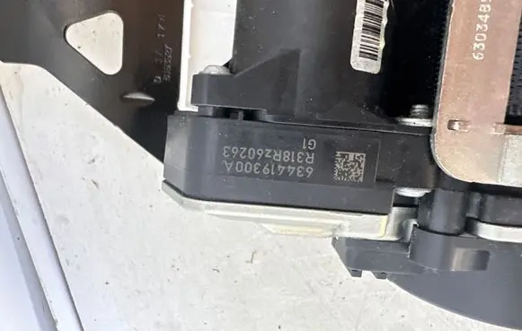 Mercedes-Benz S W222 Front seatbelt 636147600 0589P1000250