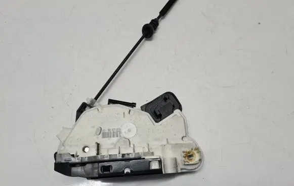 Skoda Yeti (5L) Front door lock 5K1837015B