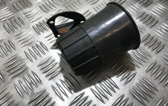 Volkswagen Polo III 6N 6N2 6NF Horn signal