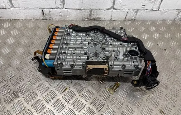 Audi Q5 SQ5 Transmission gearbox valve body 1087128557 957976