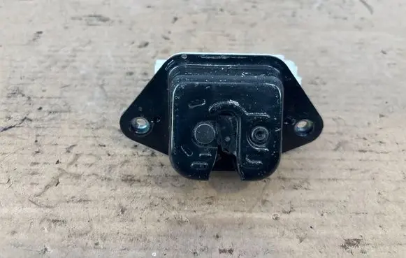 Honda Civic IX Tailgate/trunk/boot lock/catch/latch 