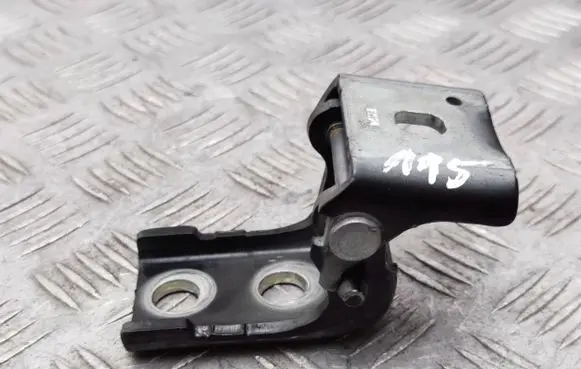 Peugeot Traveller Front door upper hinge ES70