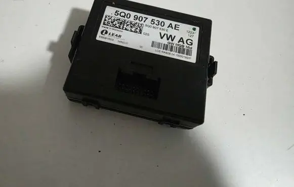 Skoda Octavia Mk3 (5E) Gateway control module 5Q0907530AE