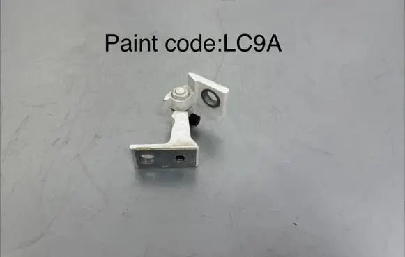 Porsche Macan (95B) Rear door lower hinge 4G0831401D