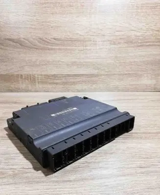 Mercedes-Benz S W220 Seat control module 2208205685 7270