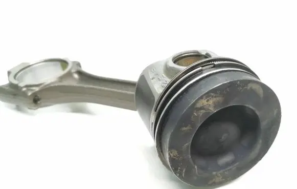 Volkswagen Golf VII Piston with connecting rod 03la 034