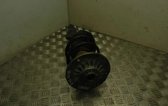 BMW 3 F30 F35 F31 Front shock absorber/damper 6791647